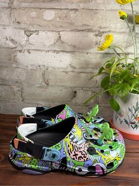 CROCS Black Slip-On Clog